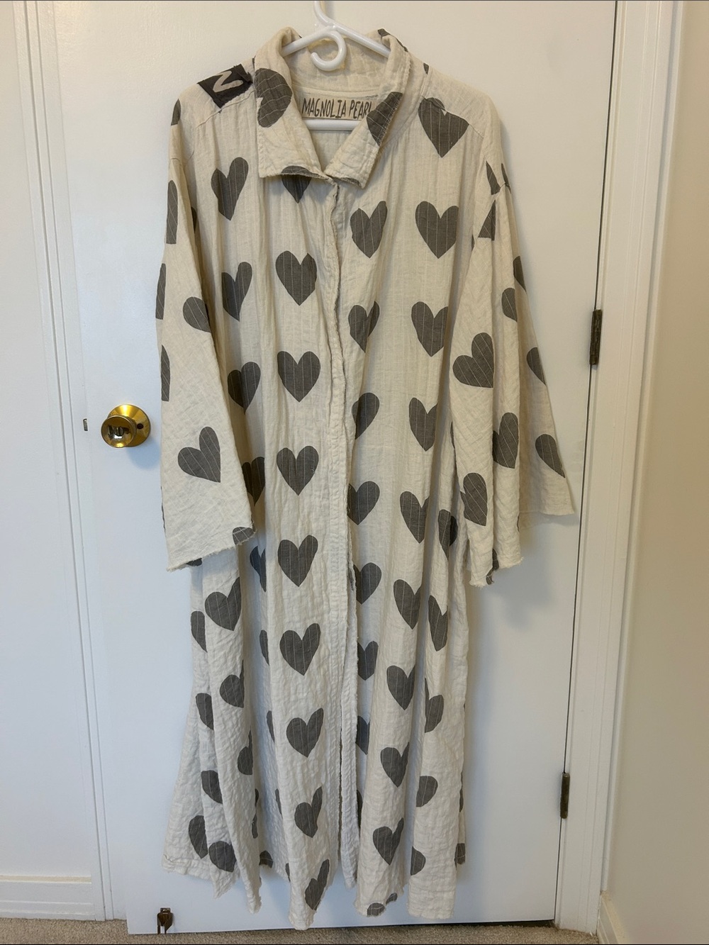 Magnolia Pearl Cream Love Duster with Gray Heart Print